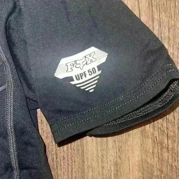 Fox S UPF 50 Motocross Themed Shirt‎ - Picture 6 of 7